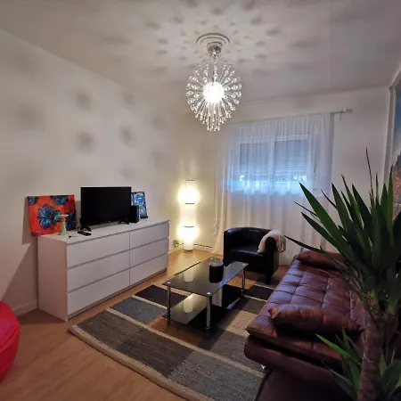 Casa Coqueta Y Confortable En Apartamento Oviedo